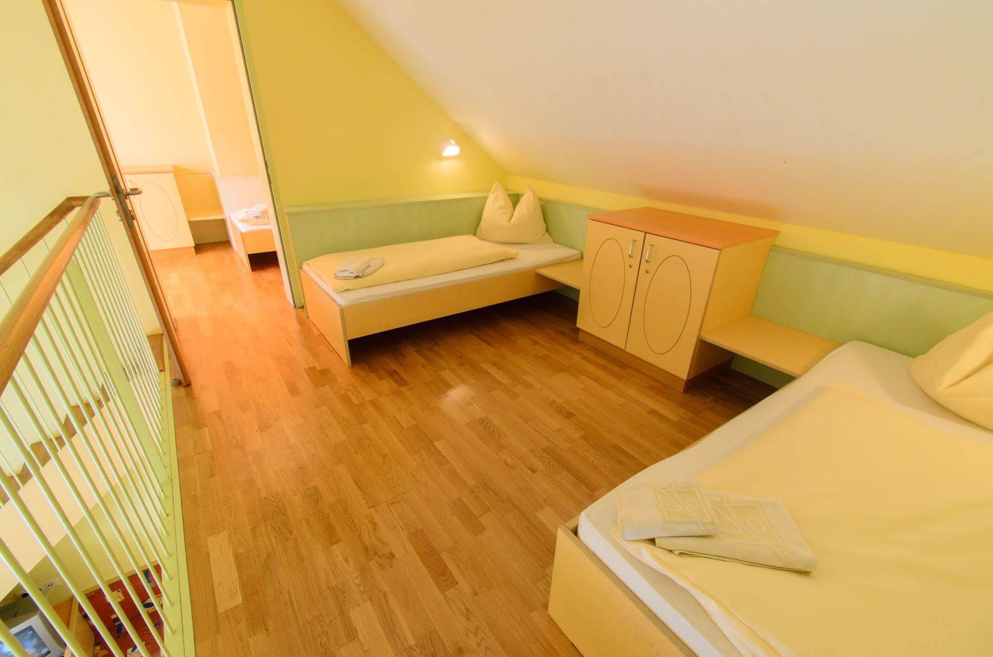 Jufa Hotel Oberwoelz-Lachtal Oberwoelz Stadt Esterno foto